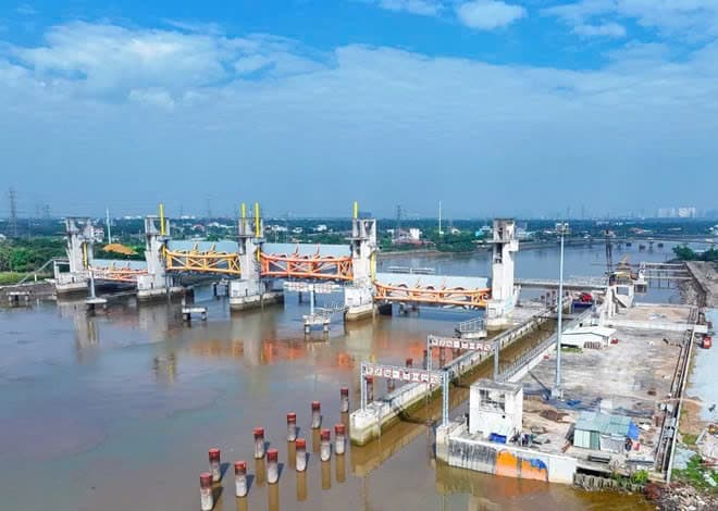 Cống ngăn triều lớn tại TP.HCM trong dự án chống ngập gần 10.000 tỉ đồng